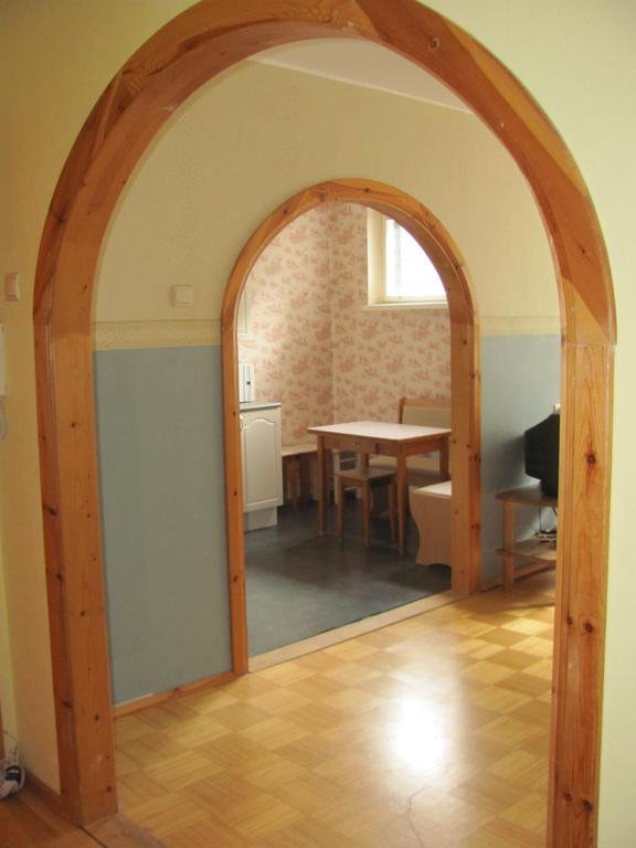 Economy Baltics Apartments - Liivamaee Talin Exterior foto